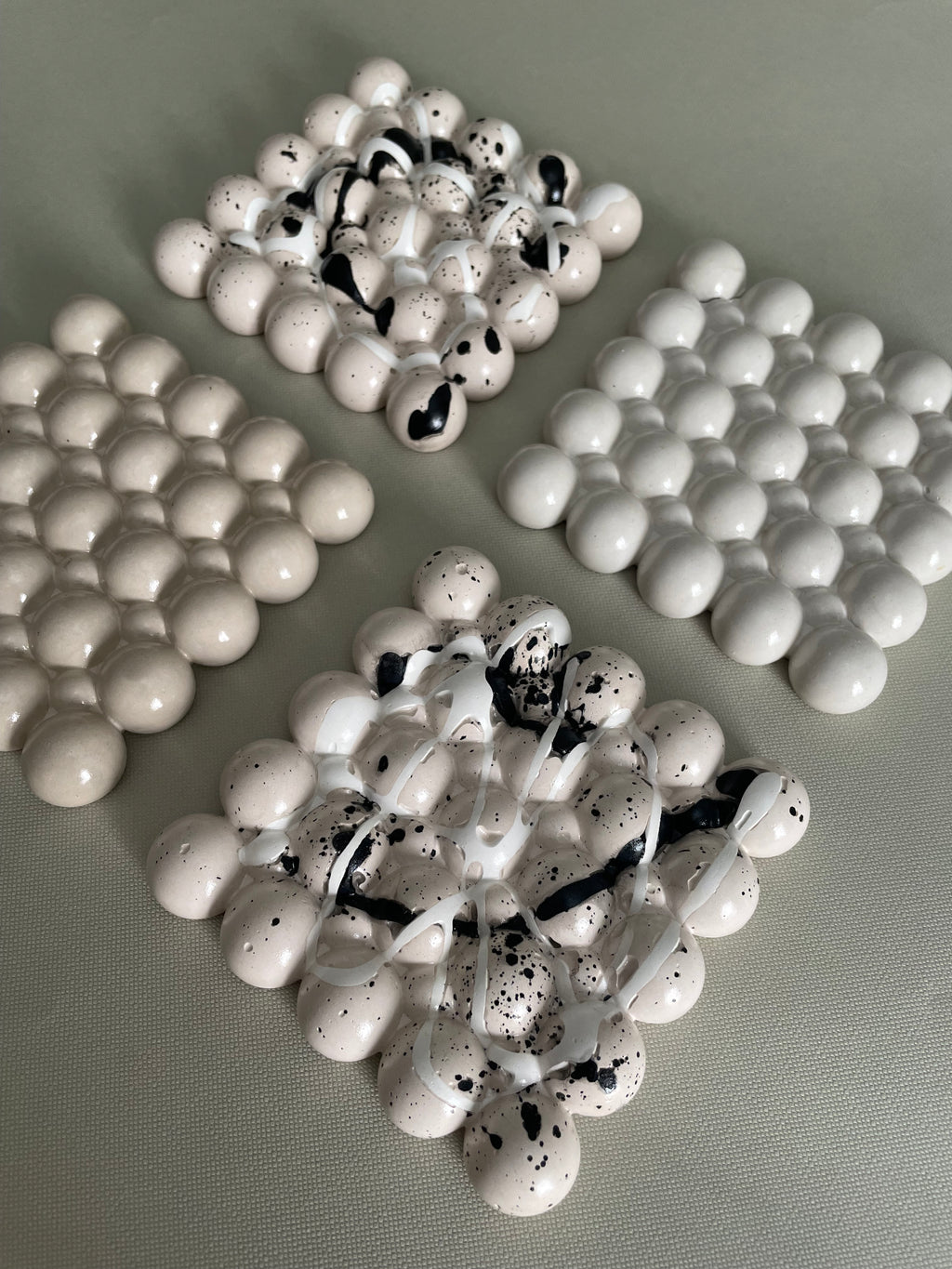 Bubbly coasters (beige) "Set of 4"