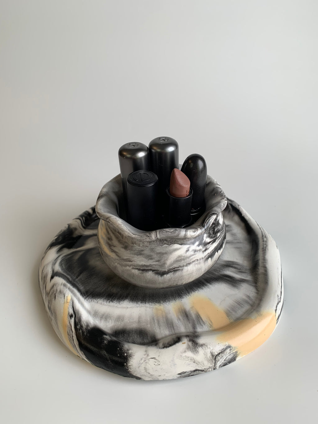 Vanity set | Black, white, & yellow marble