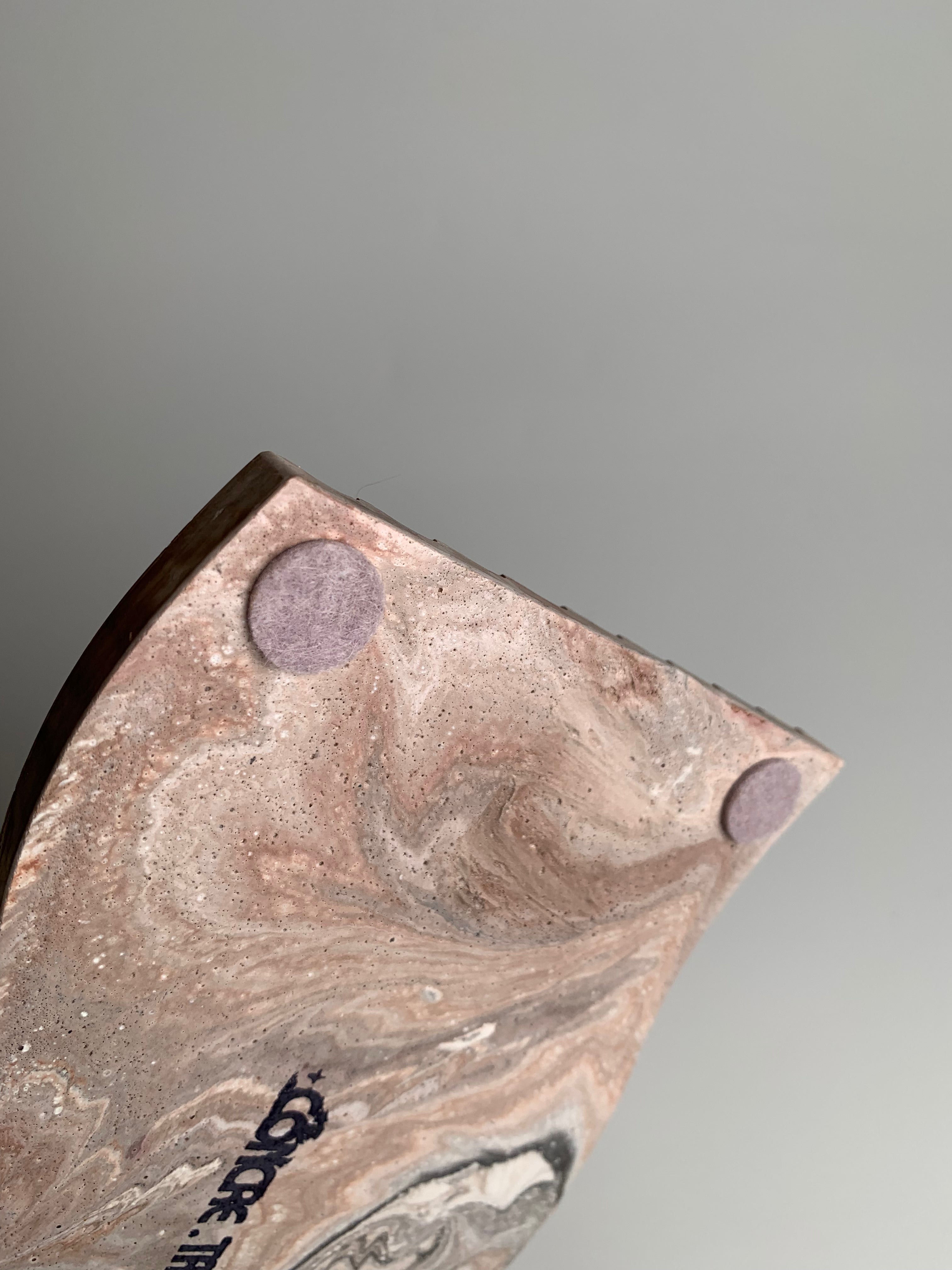 Wavy Tray | Camel & Black Marble