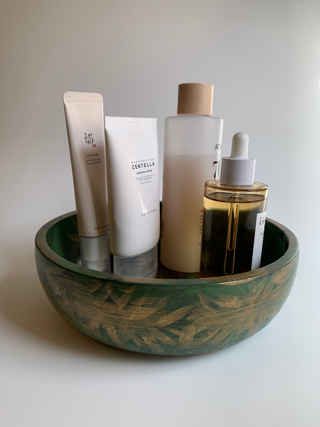 Royal green gold brushed Bowl