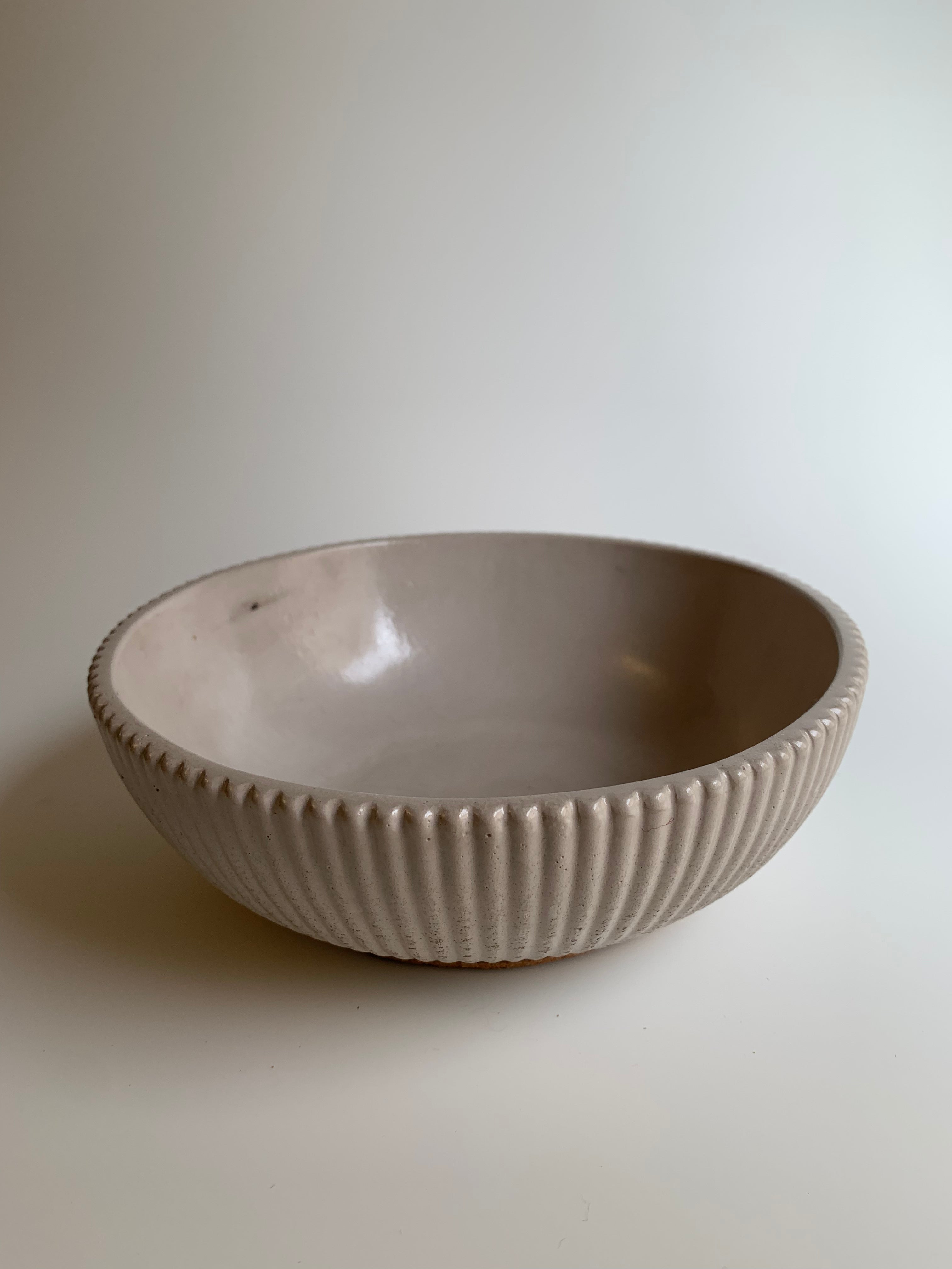 Warm grey fluted Bowl