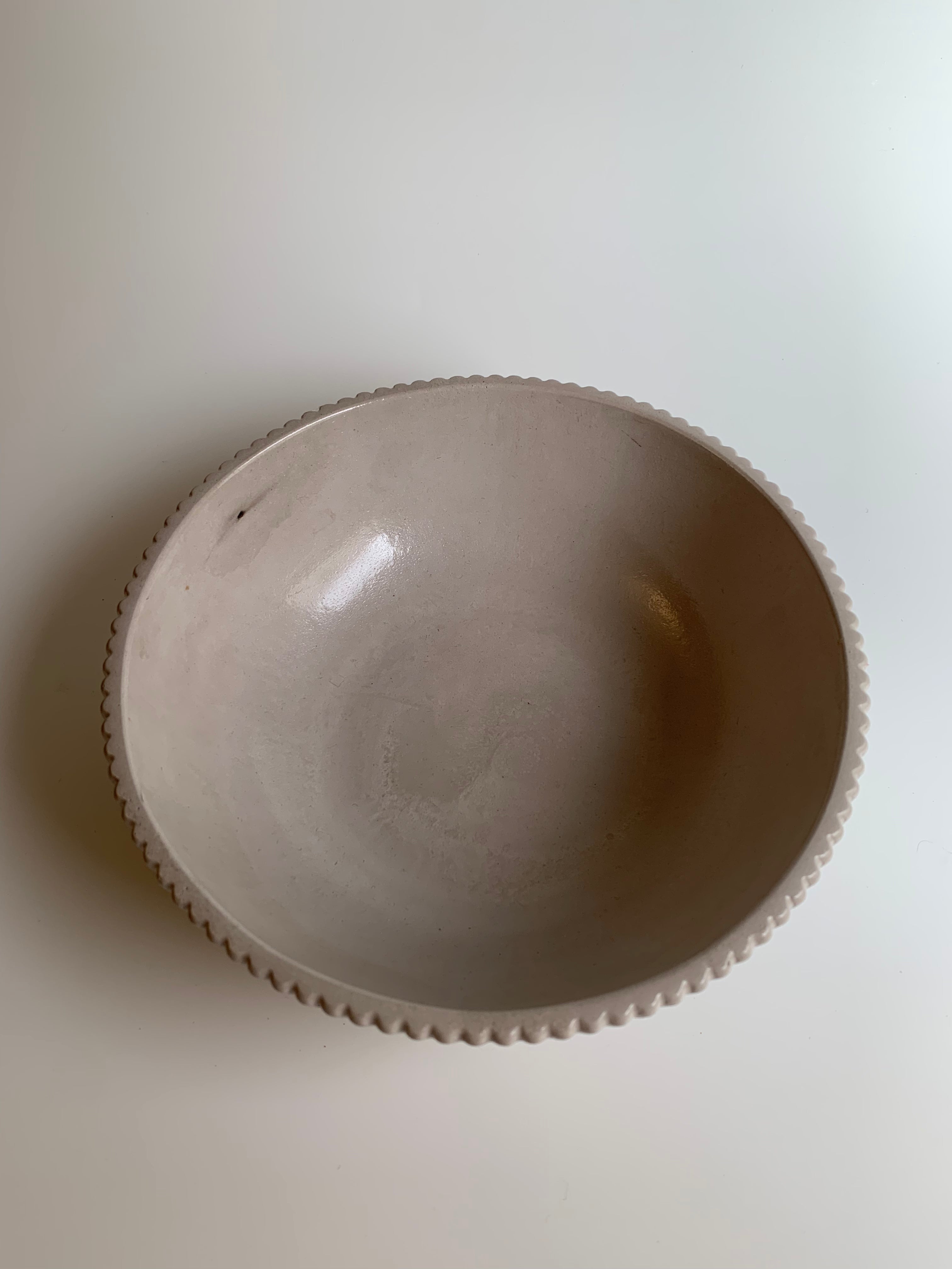 Warm grey fluted Bowl