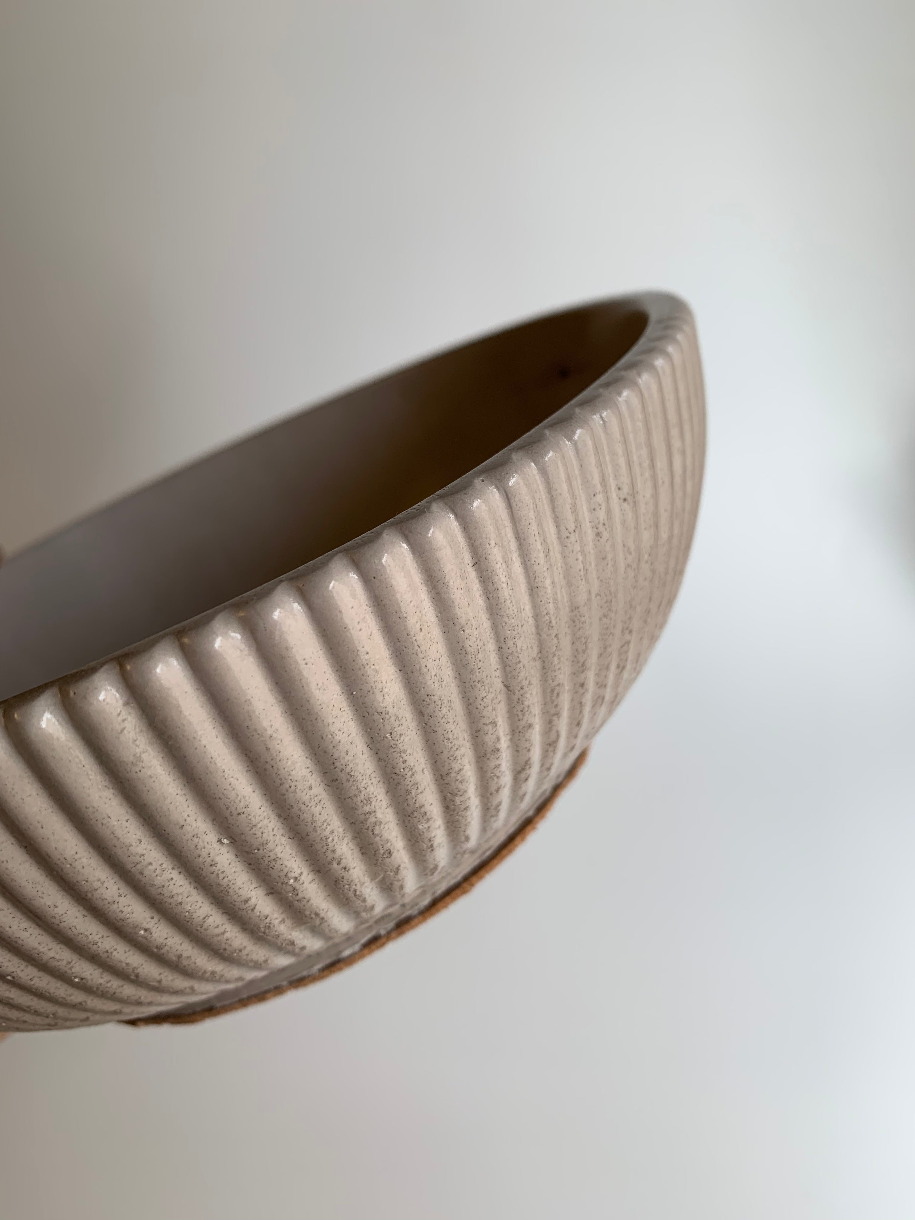 Warm grey fluted Bowl