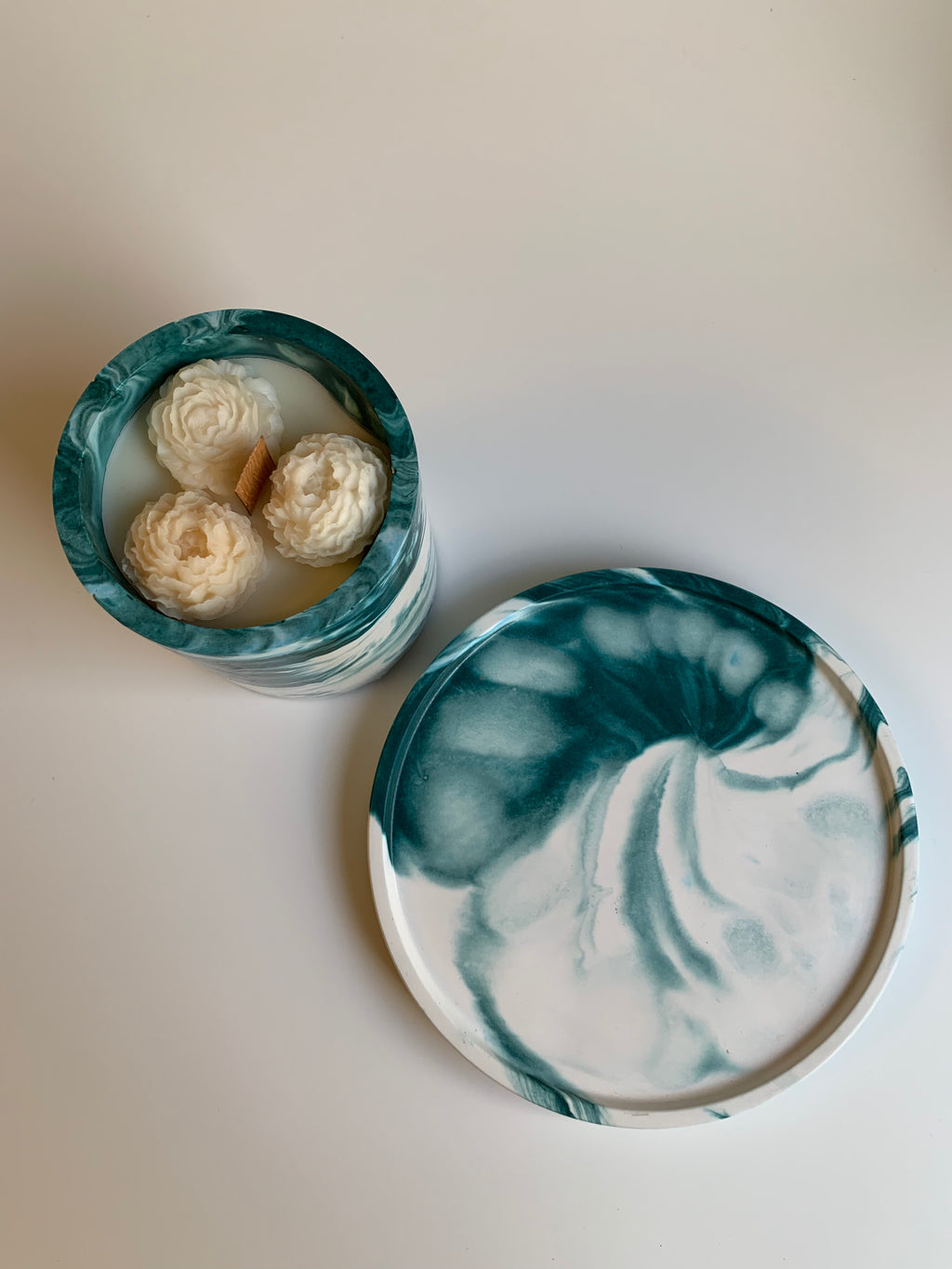 Floral scented candle set | Dark turquoise marble color