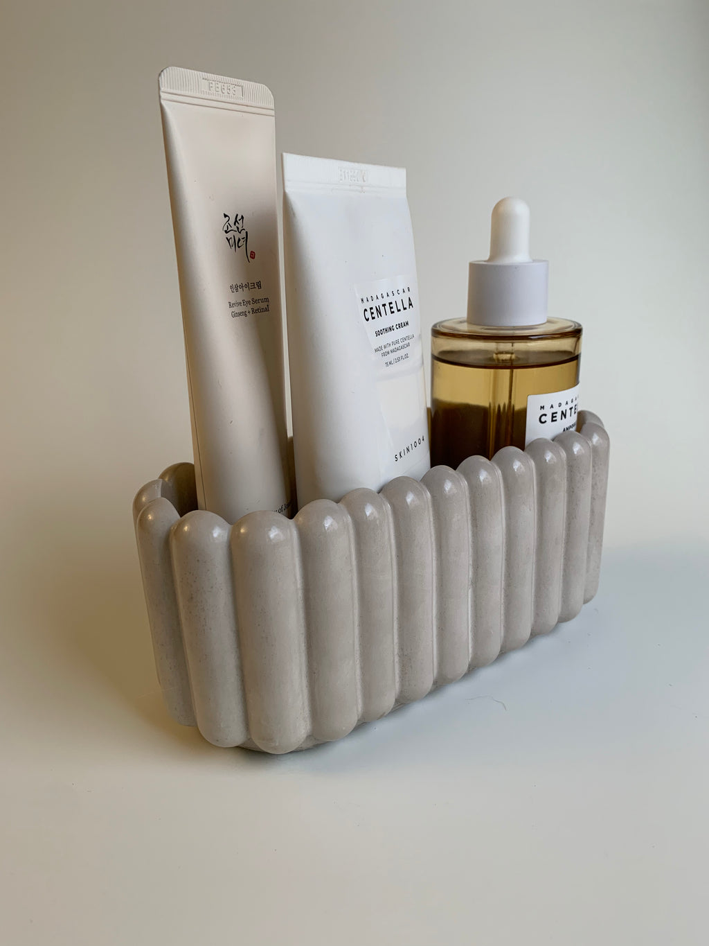 Fluted texture pot | Warm grey