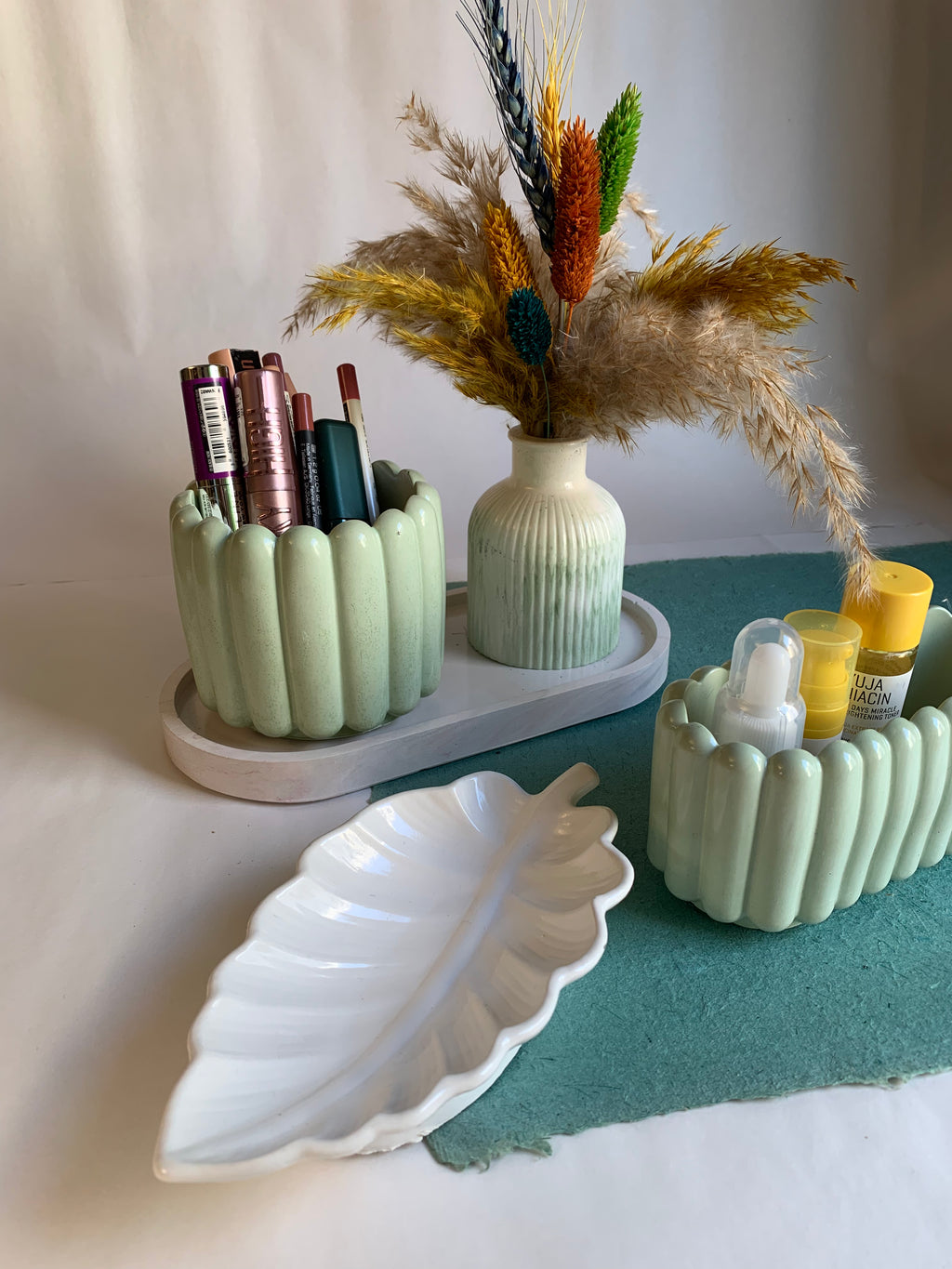 Makeup organizer set