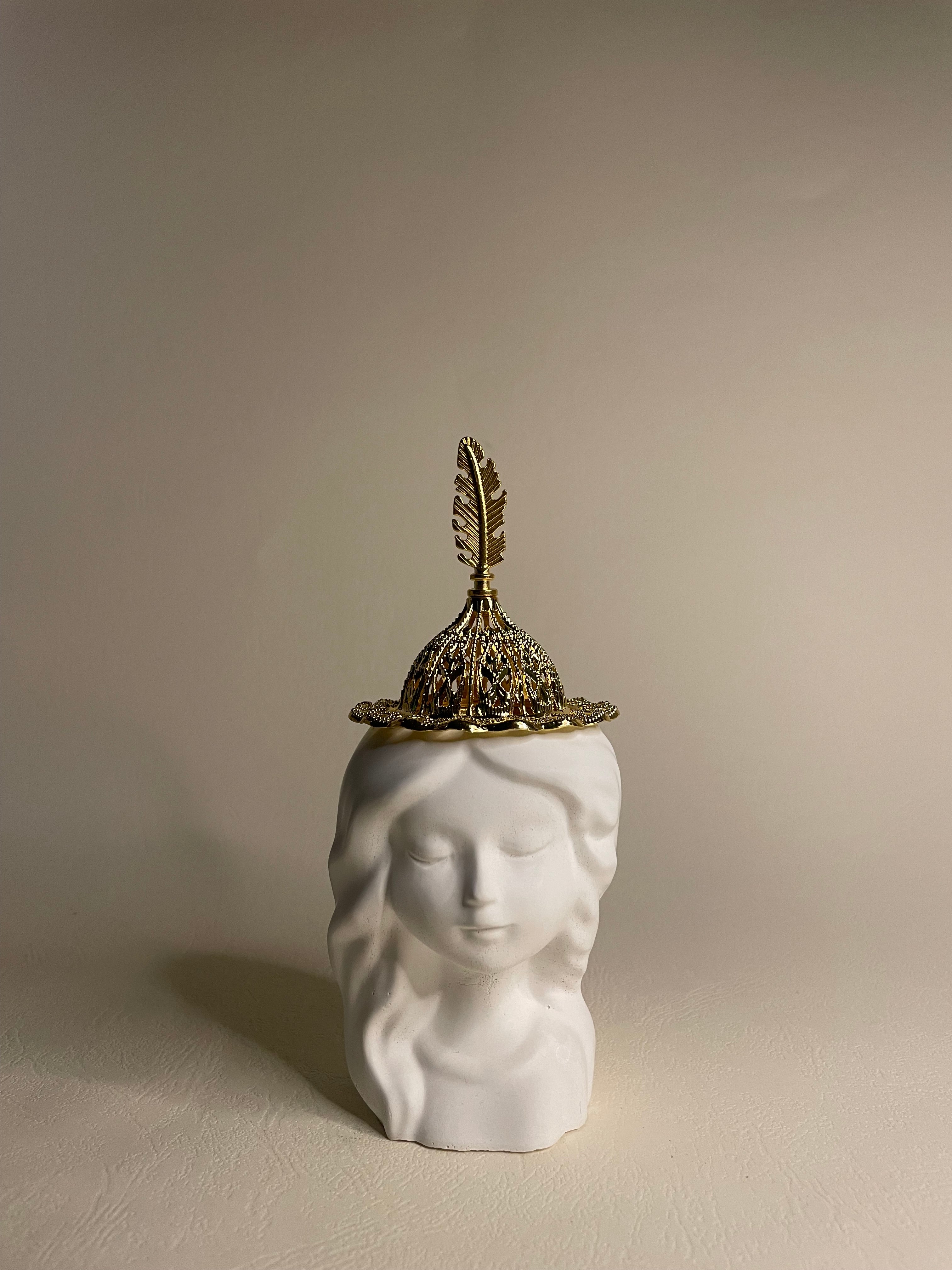 Incense burner girl-shape