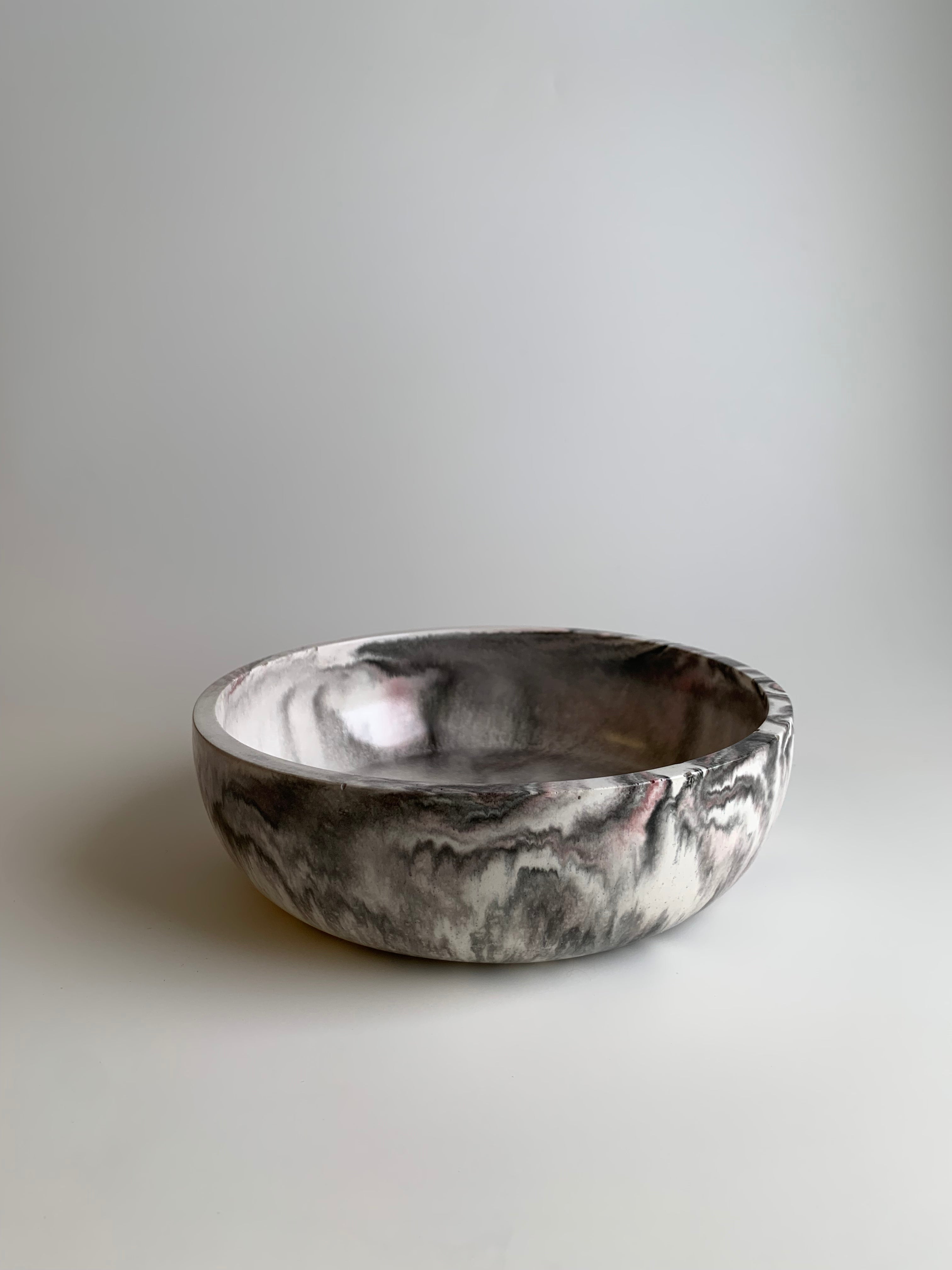 Bowl | pink & black