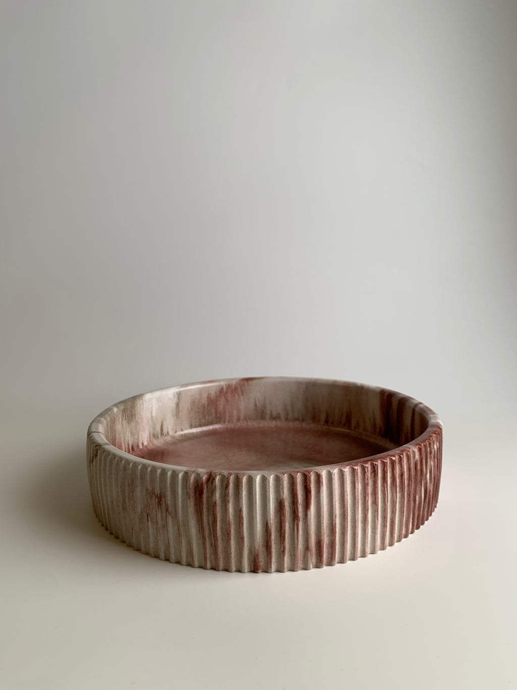 Fluted | Maroon & Greige A