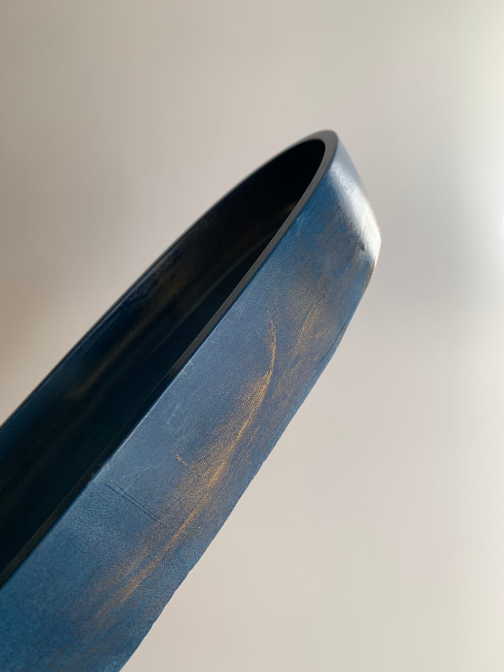 Oval Form | golden Dark Blue