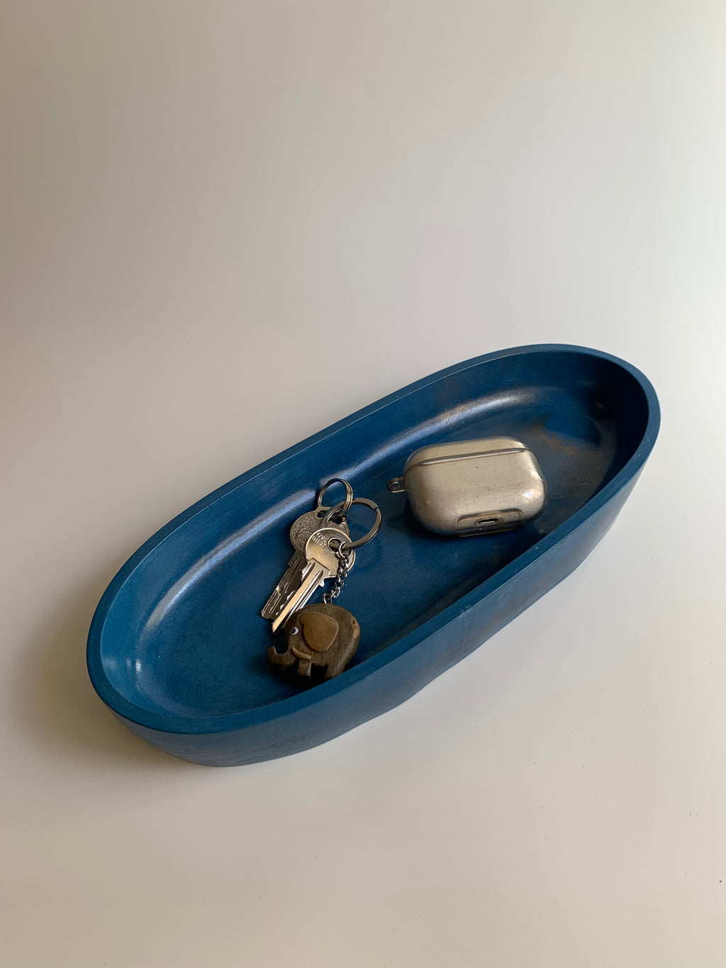 Oval Form | golden Dark Blue