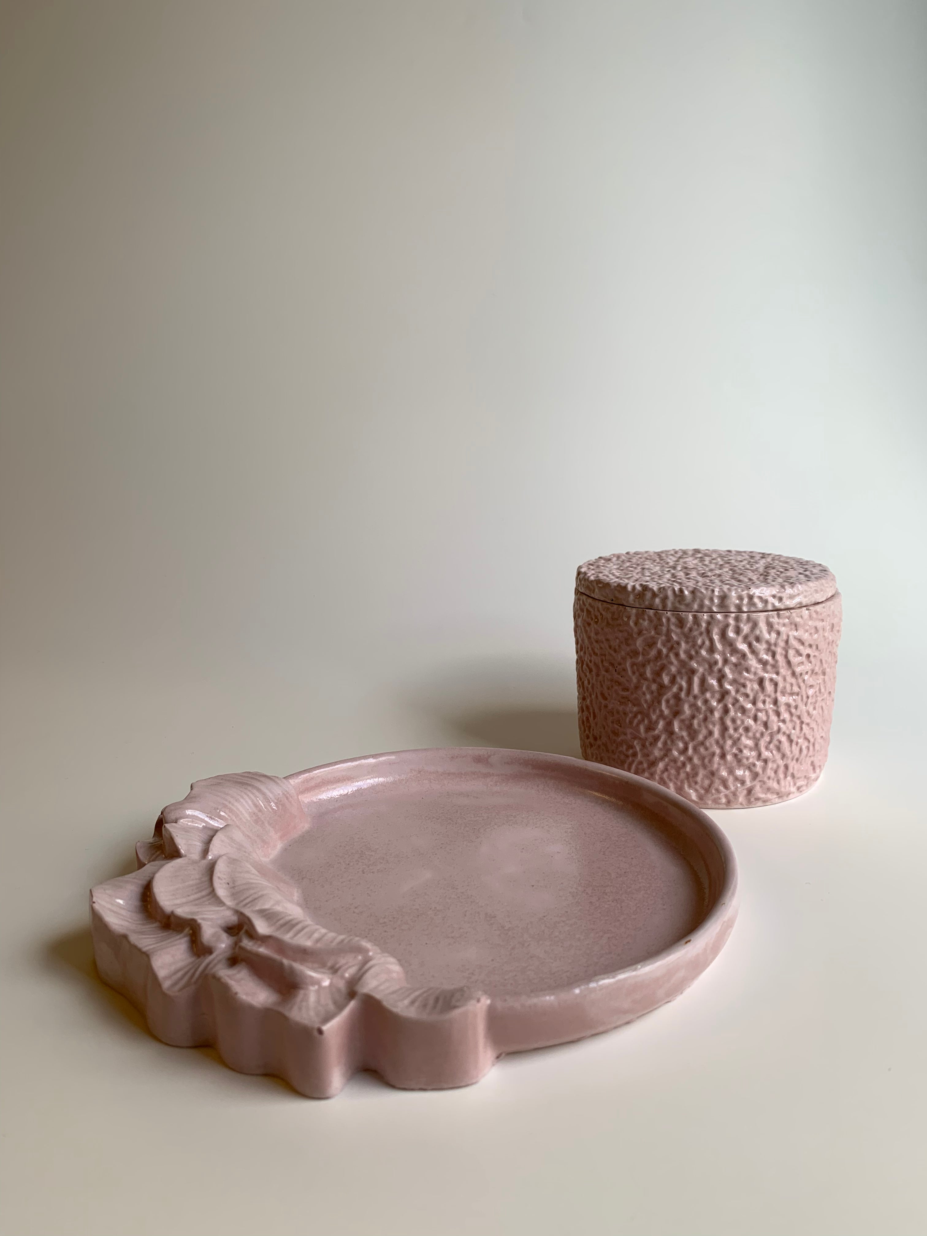 Vanity Set | Light pink petals