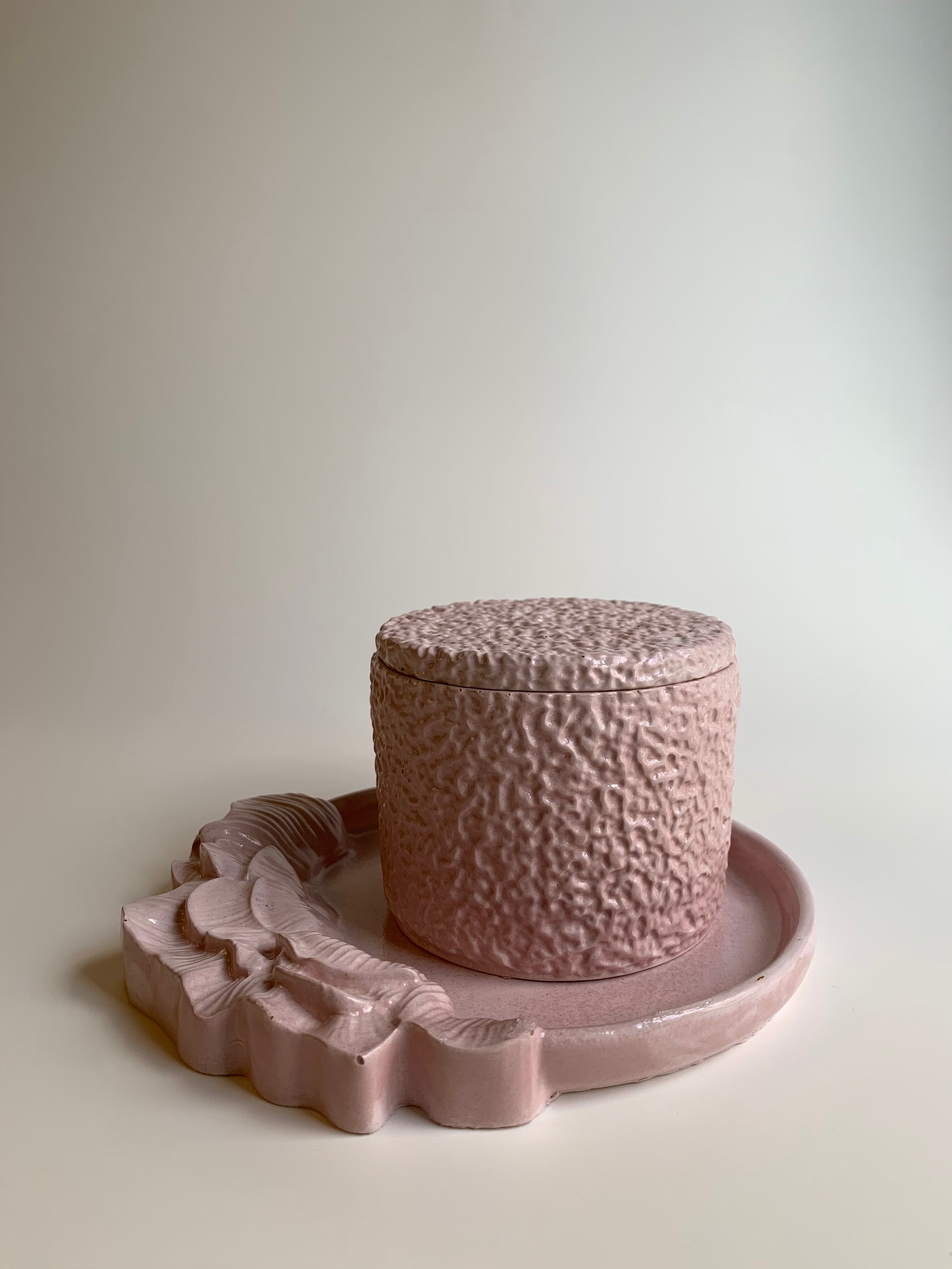 Vanity Set | Light pink petals