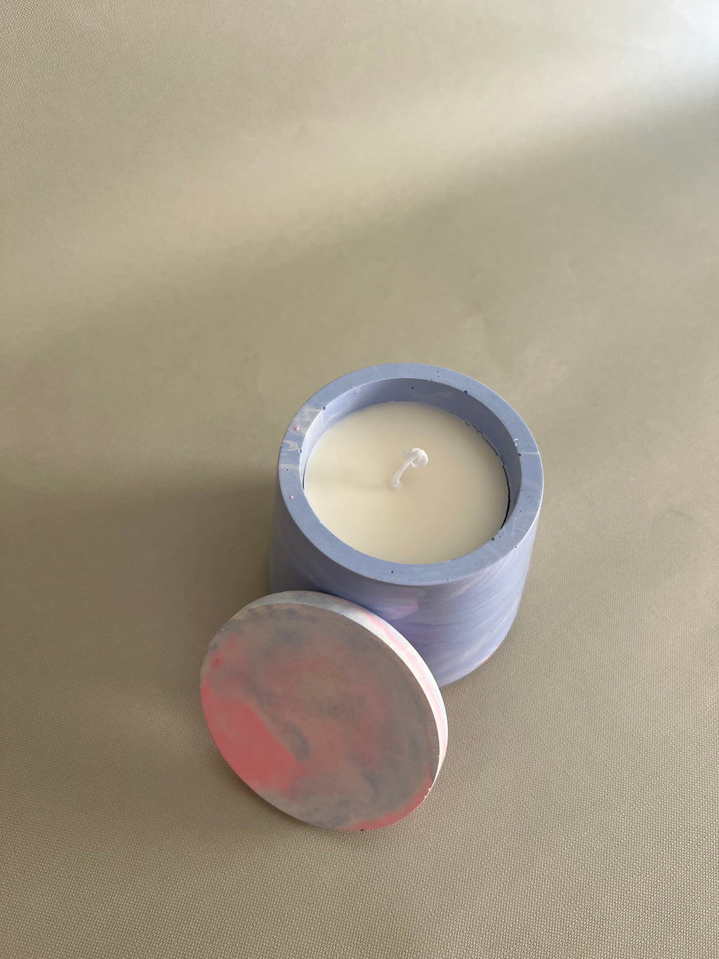 Fluorescent candle jar