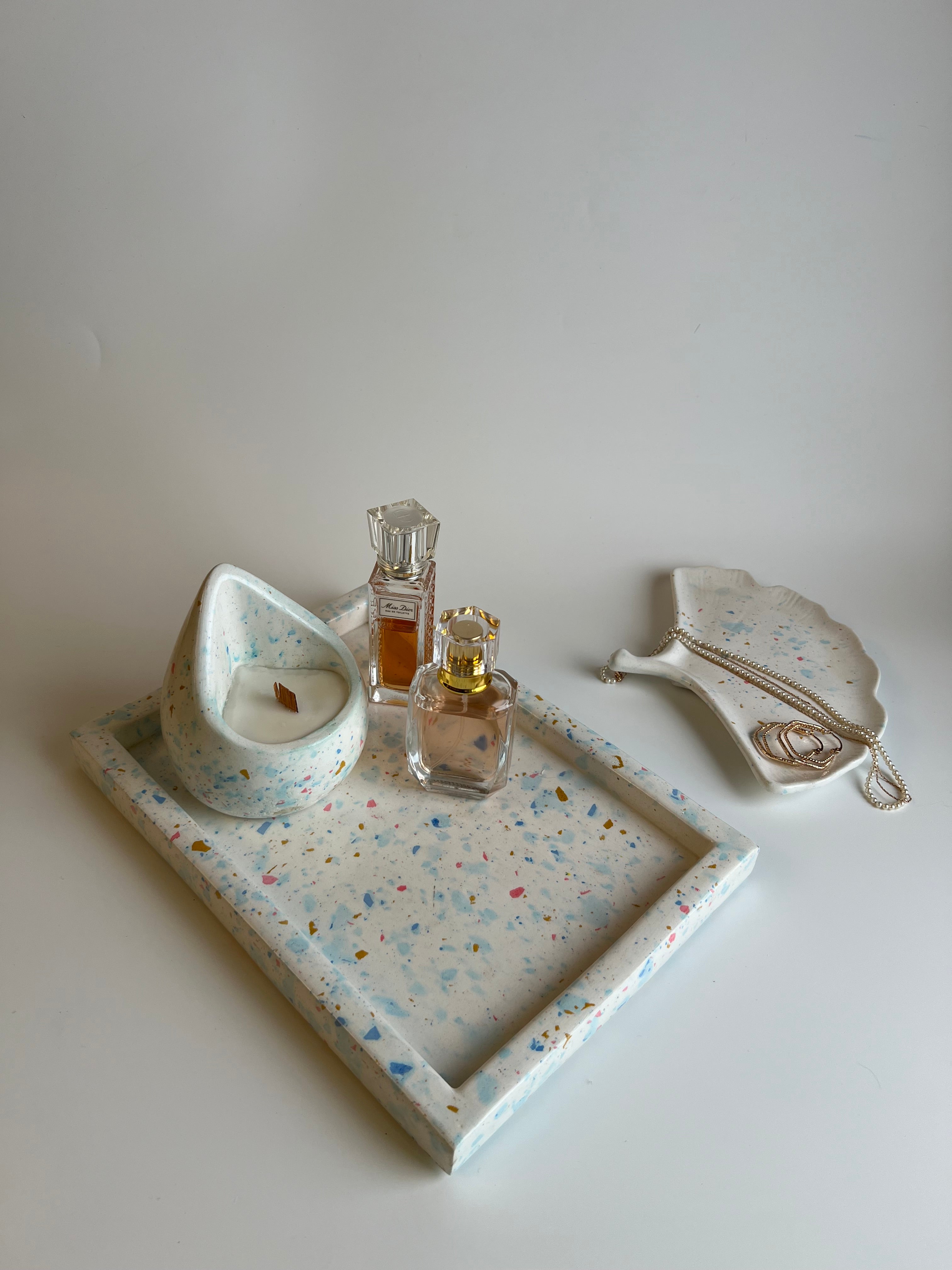 Terrazo Vanity set with a candle | Multicolor