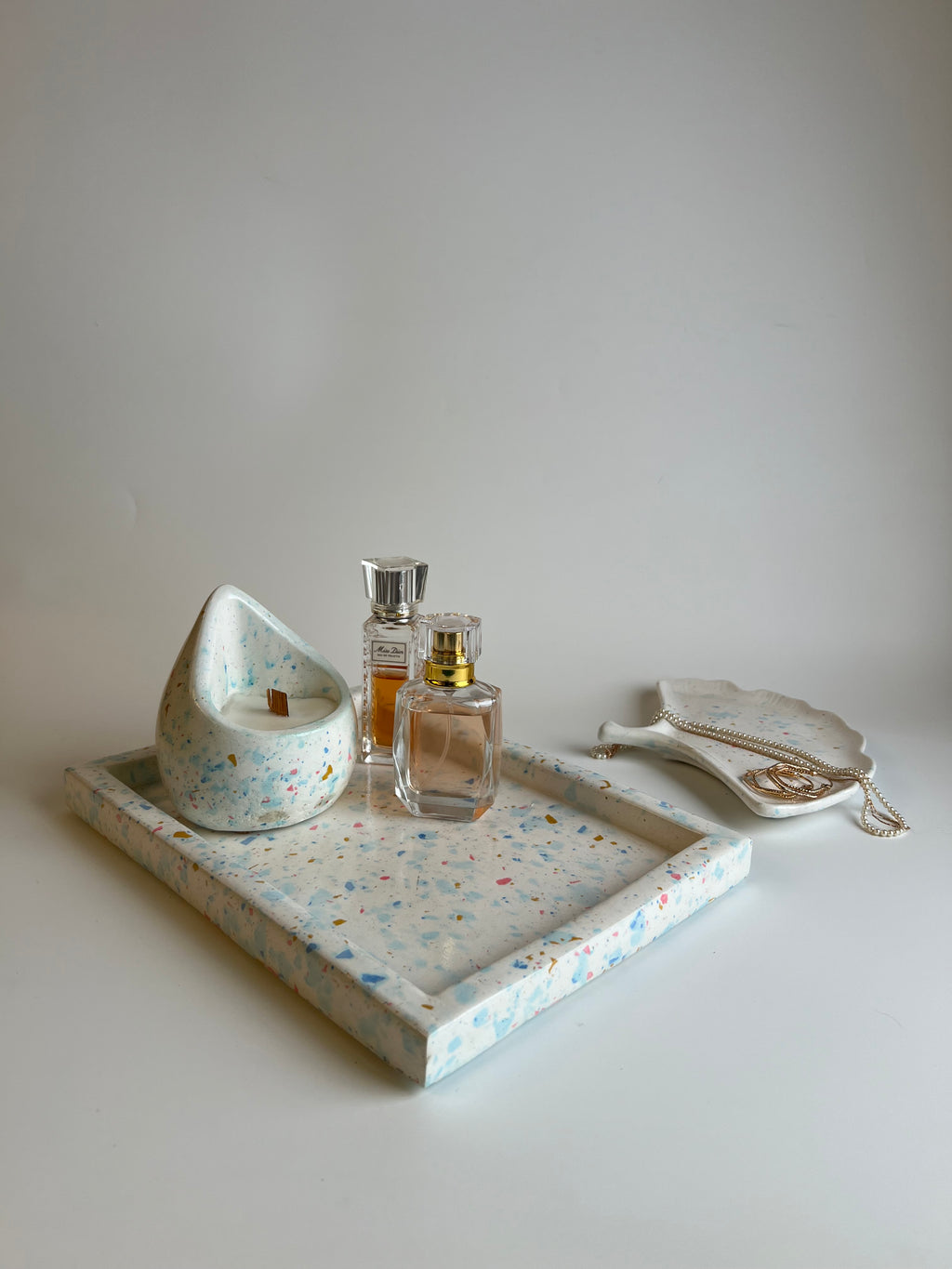 Terrazo Vanity set with a candle | Multicolor