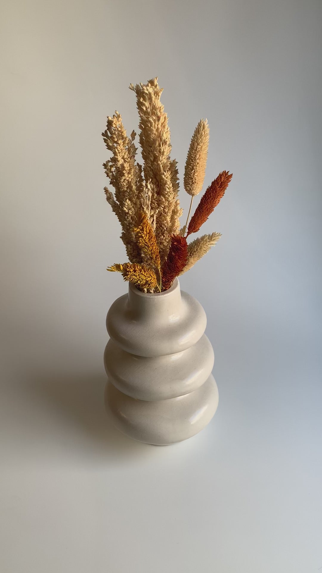 Triple rings vases | Oat milk beige
