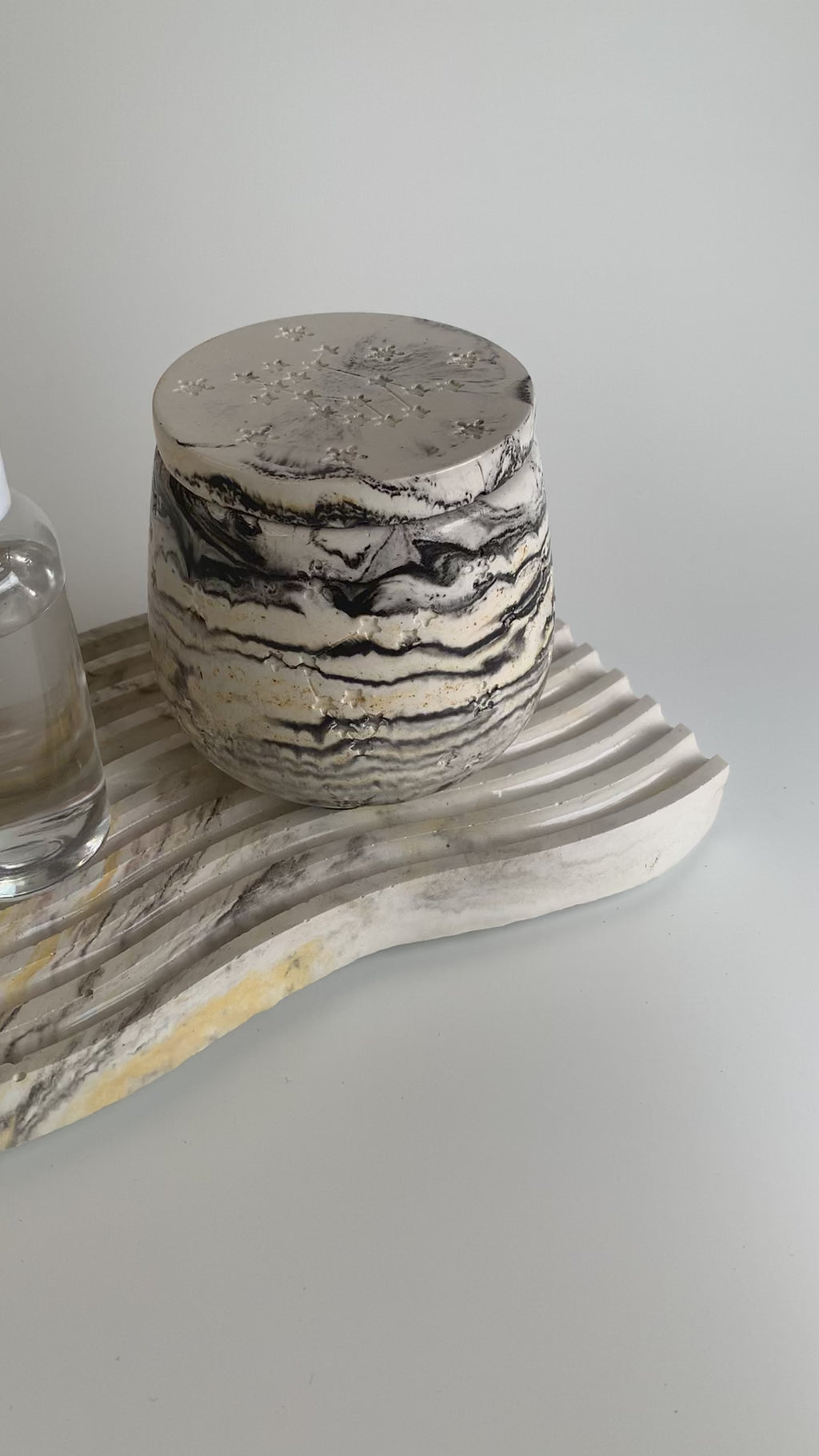 Vanity set | Black, white, & yellow marble